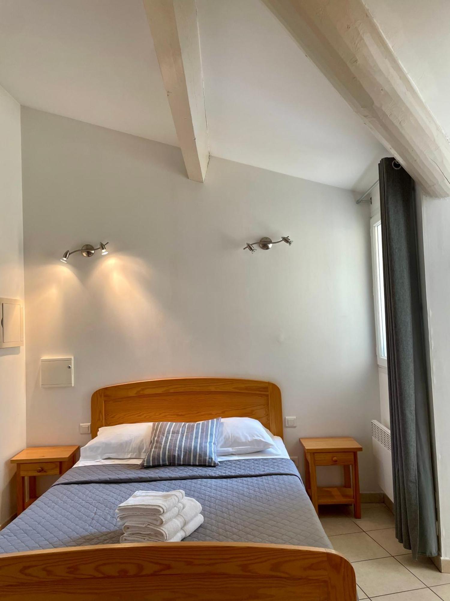 Hotel L'Escale เอก-มอร์ต ภายนอก รูปภาพ